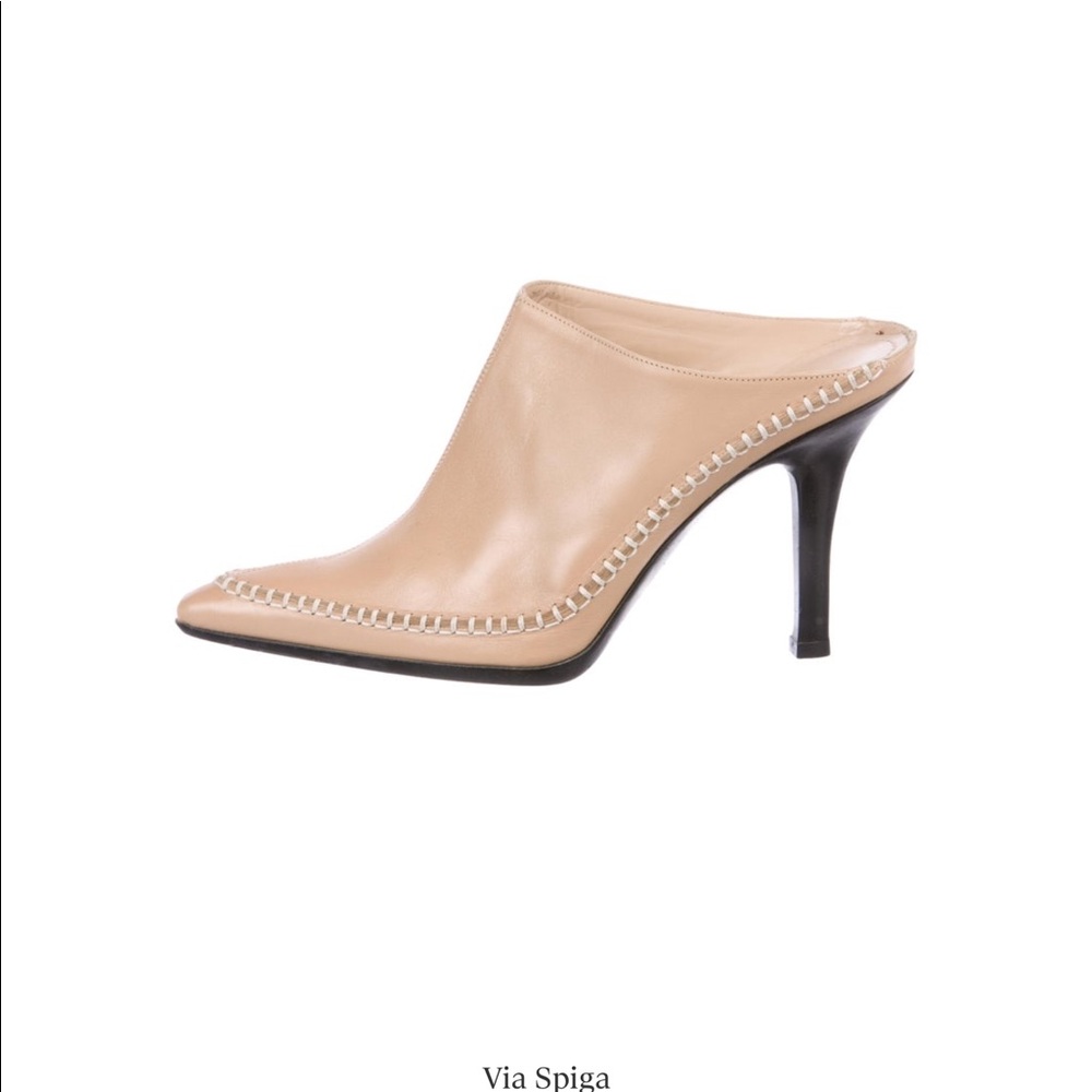 Via Spiga - Leather Pointed-Toe Mule